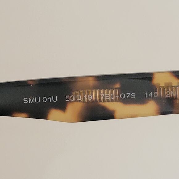 MIU MIU SMU 01U 7SO-QZ9 53x19x140 Oval sunglasses with case - Picture 8 of 11